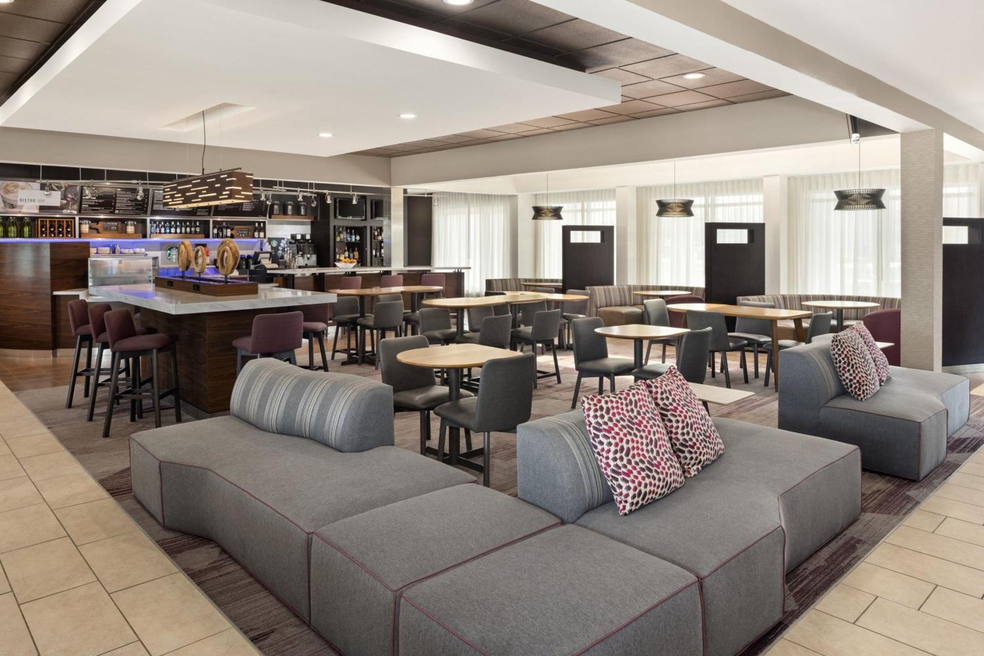Courtyard By Marriott Chicago Waukegan / Gurnee Hotel Buitenkant foto