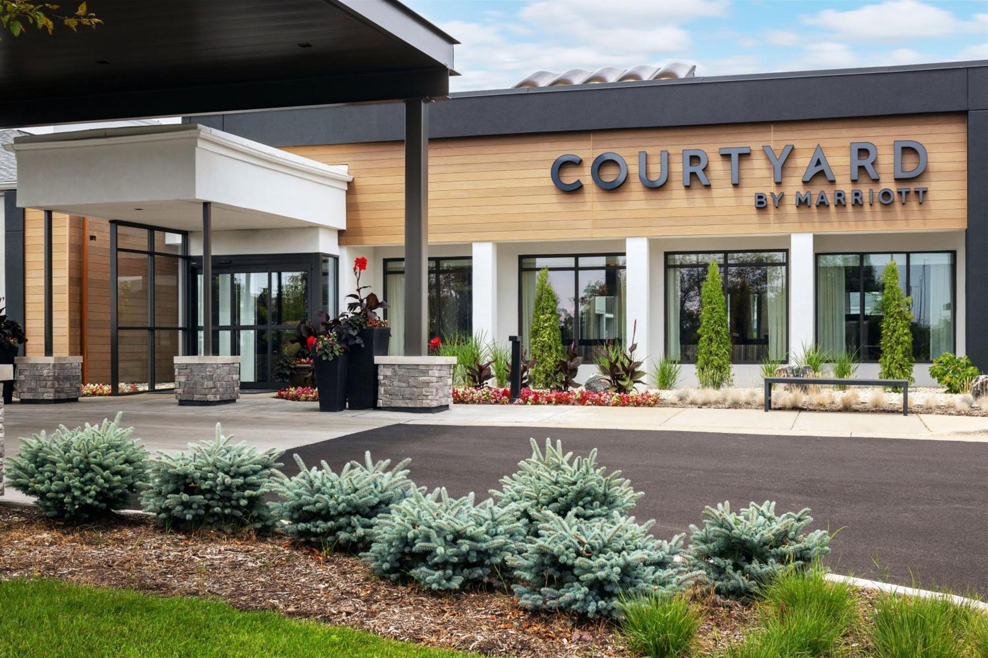 Courtyard By Marriott Chicago Waukegan / Gurnee Hotel Buitenkant foto