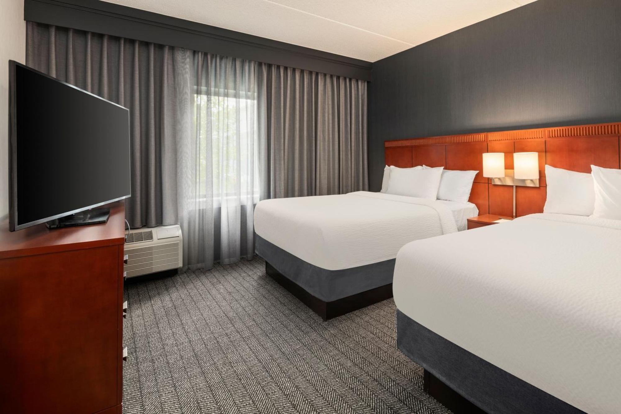 Courtyard By Marriott Chicago Waukegan / Gurnee Hotel Buitenkant foto